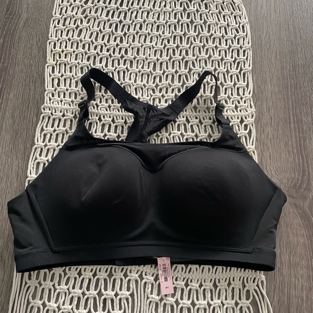 NEW! Victorias Secret sports bra